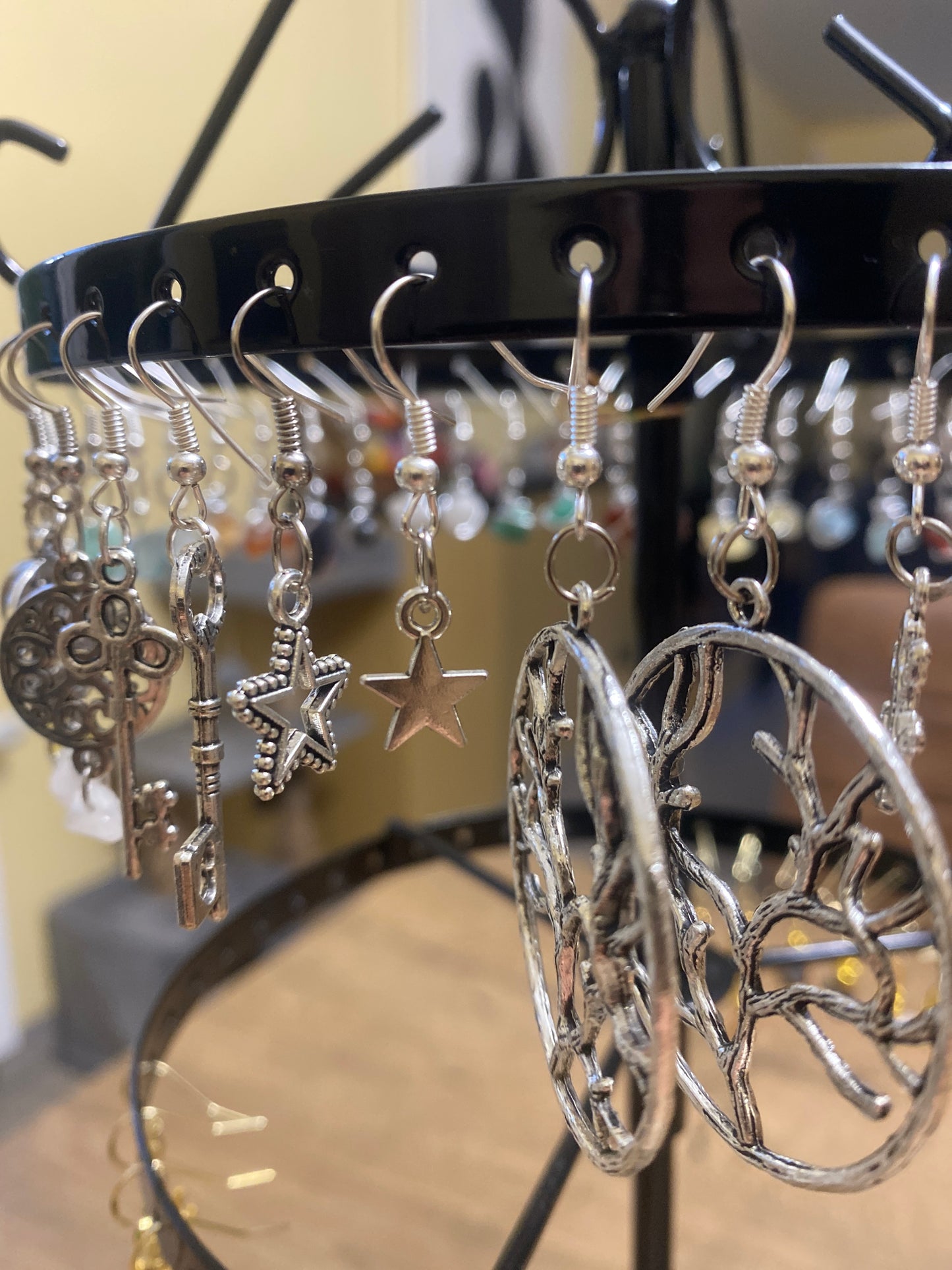 Boucles d’oreilles asymétriques étoile